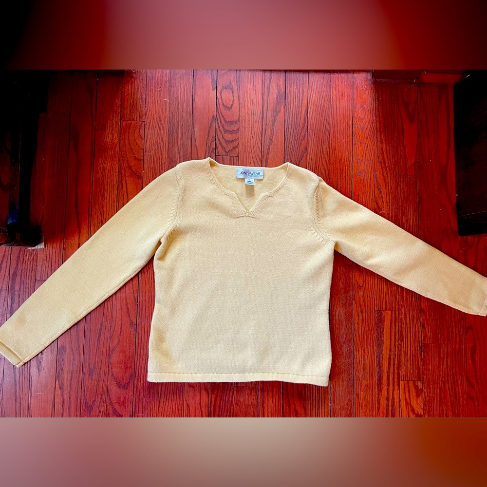 Jones Wear Sport Sweater